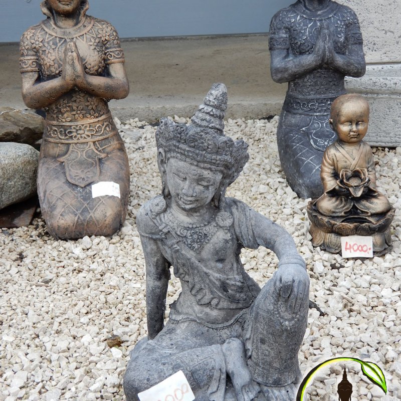 Mindent 'Is' kerti dekoráció 72